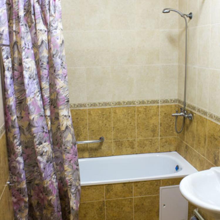 Ванная комната в 2 местном 1 комнатном Стандарте Twin санатория Жемчужина Кавказа. Ессентуки